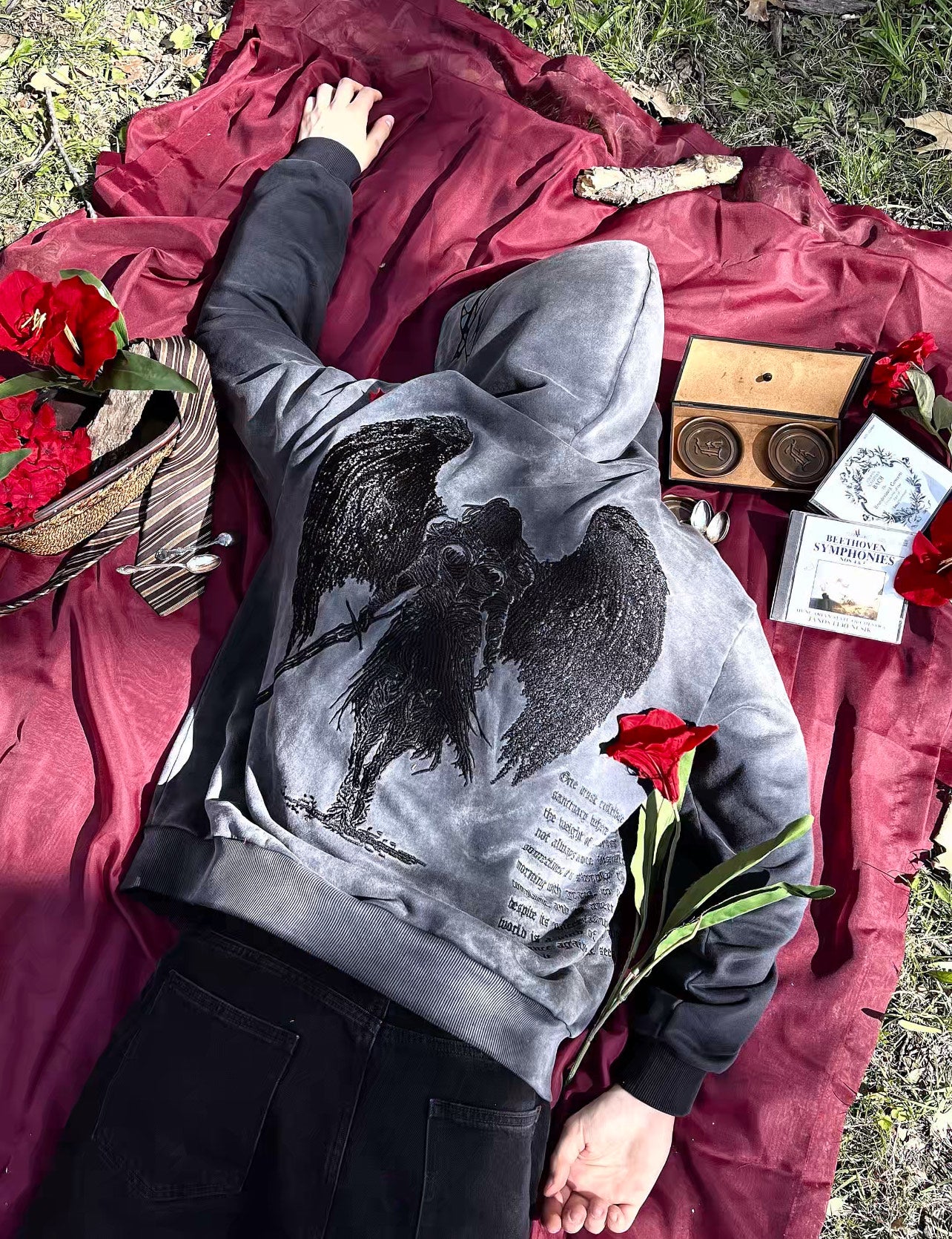 HEAVENWILT ZIP UP